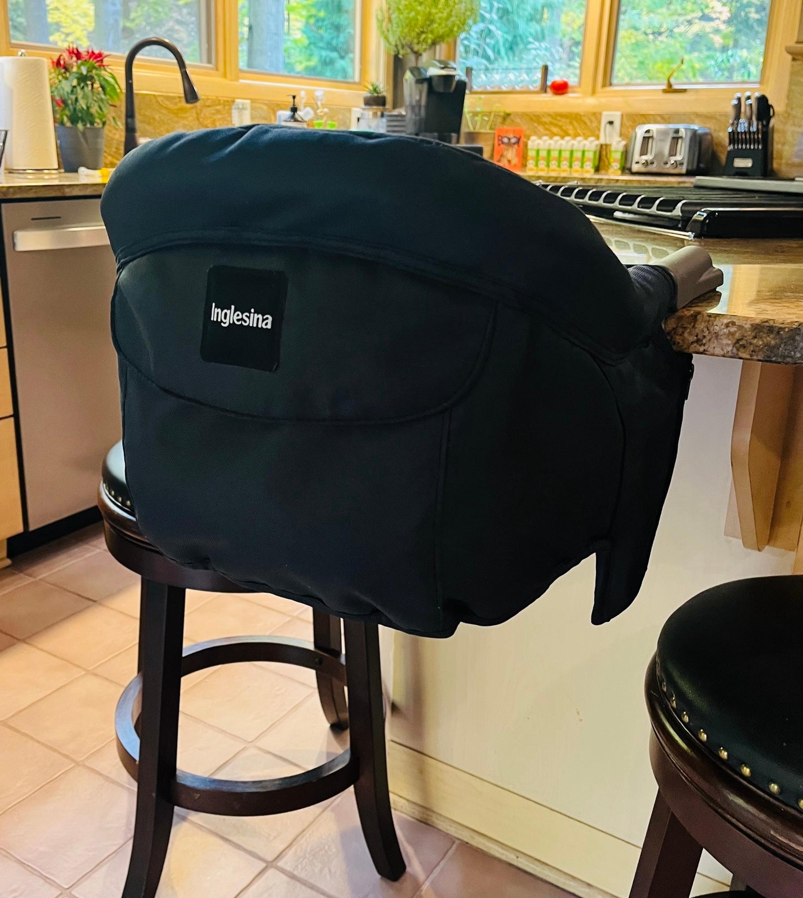 Inglesina fast table chair and tray