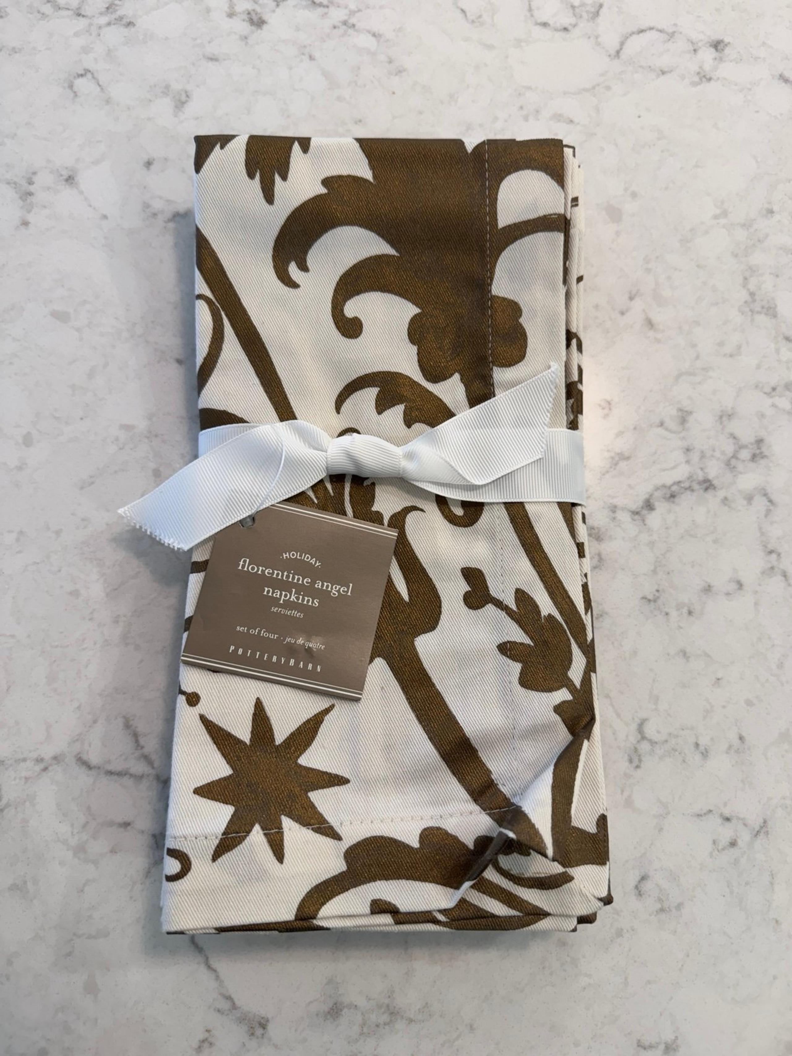 NWT Pottery Barn Florentine angel cloth napkins- set of 4