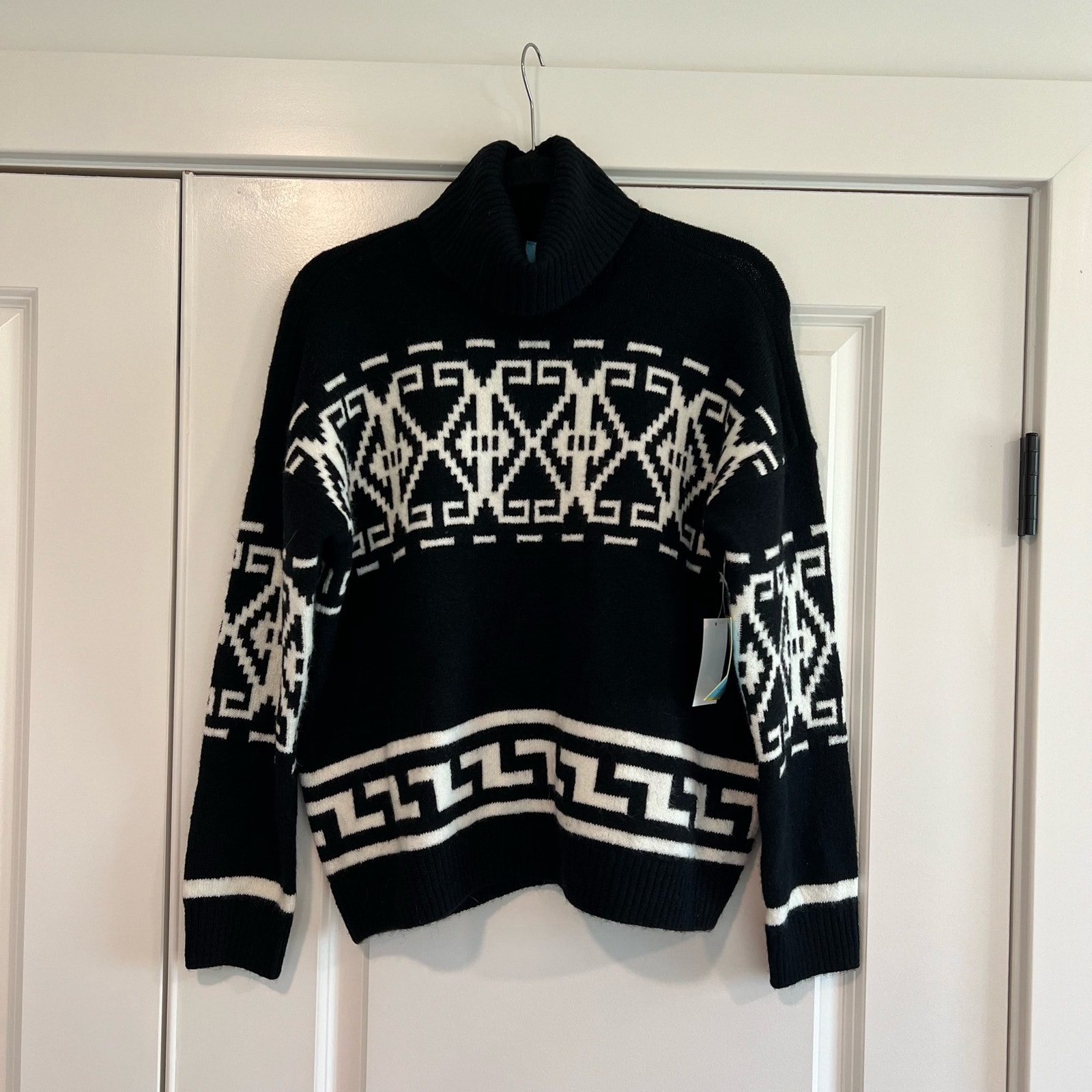 NWT Cece Sportwear Women's Turtleneck Fairisle Sweater Black Size XS