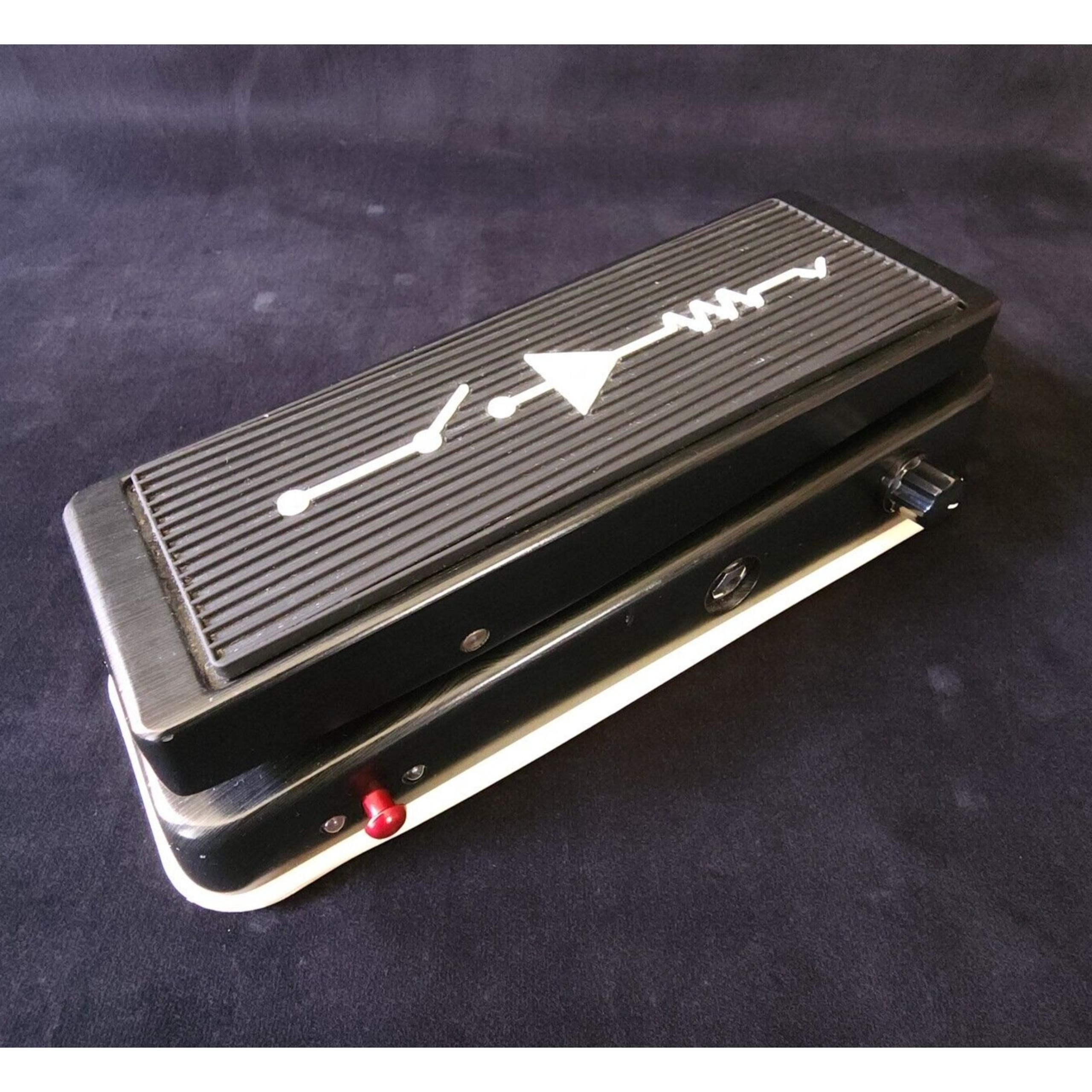 MXR MC404 Pedal Custom Audio Electronics Dual Inductor Wah Effector MC 404 Used