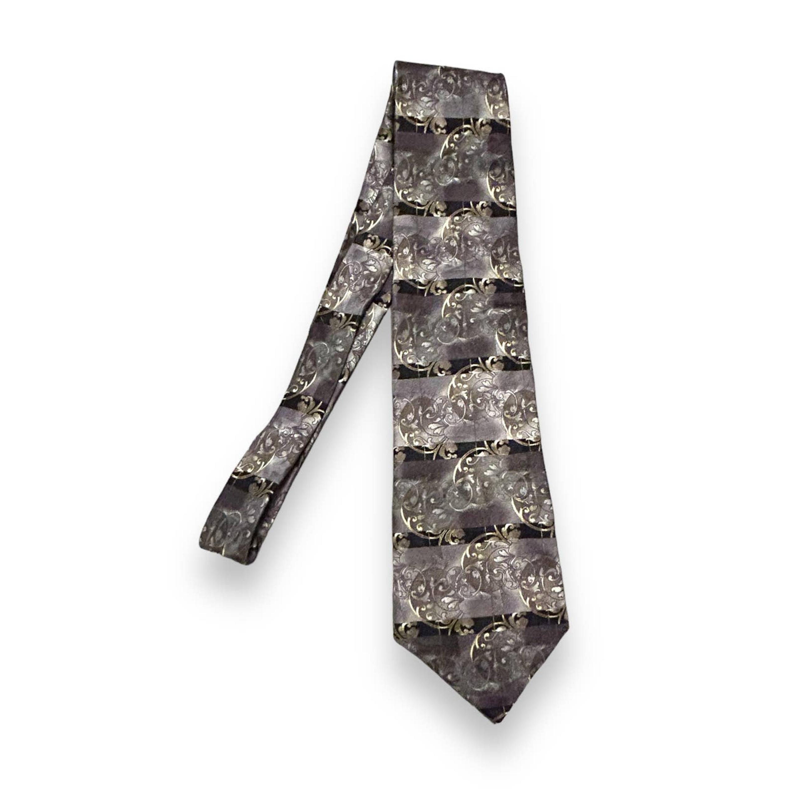 Mens Gray & Black Von Furstenberg 100% Silk Tie
