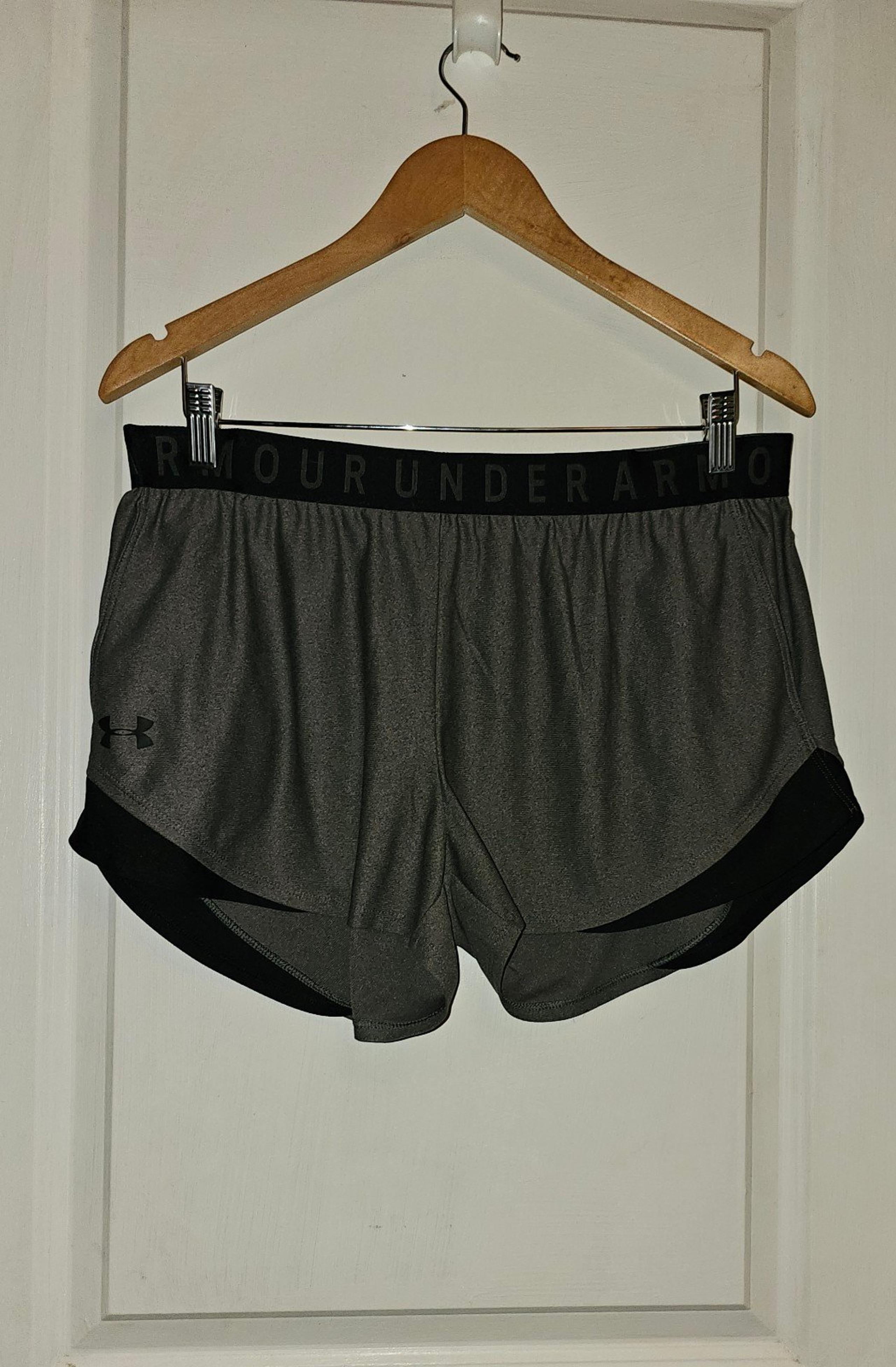 Under Armour Shorts Womens L Loose Gray Heat Gear Shorts gym NWT