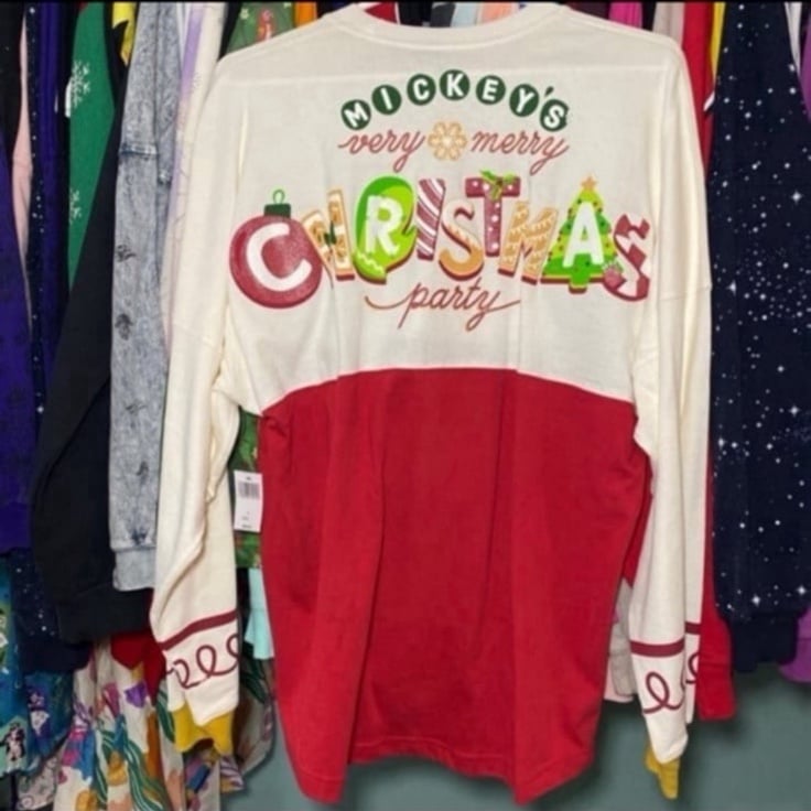 Disney parks mickeys very merry Christmas party 2019 spirit jersey S NWT