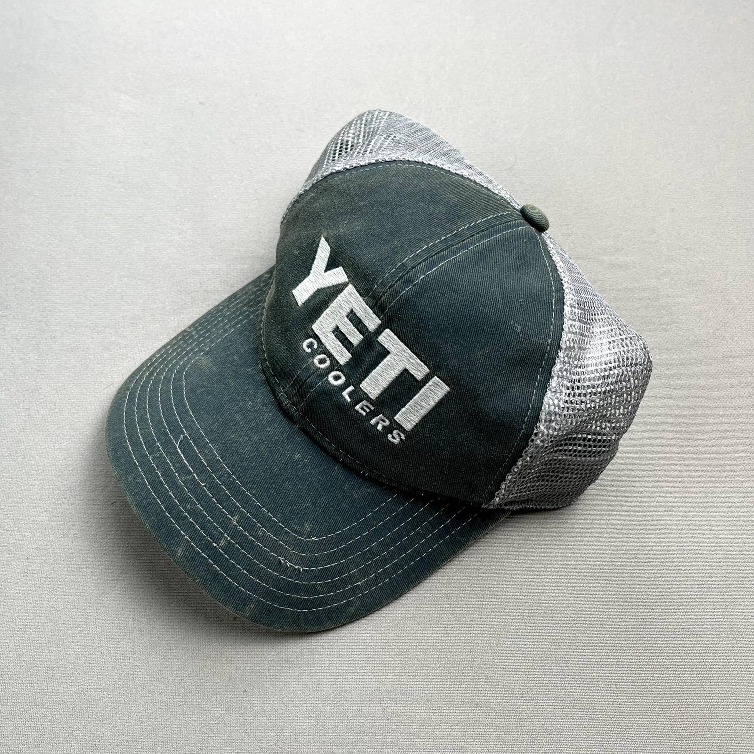 Yeti Coolers Hat Cap Snapback Trucker Green Outdoor Hiking Travel Adjustable Men