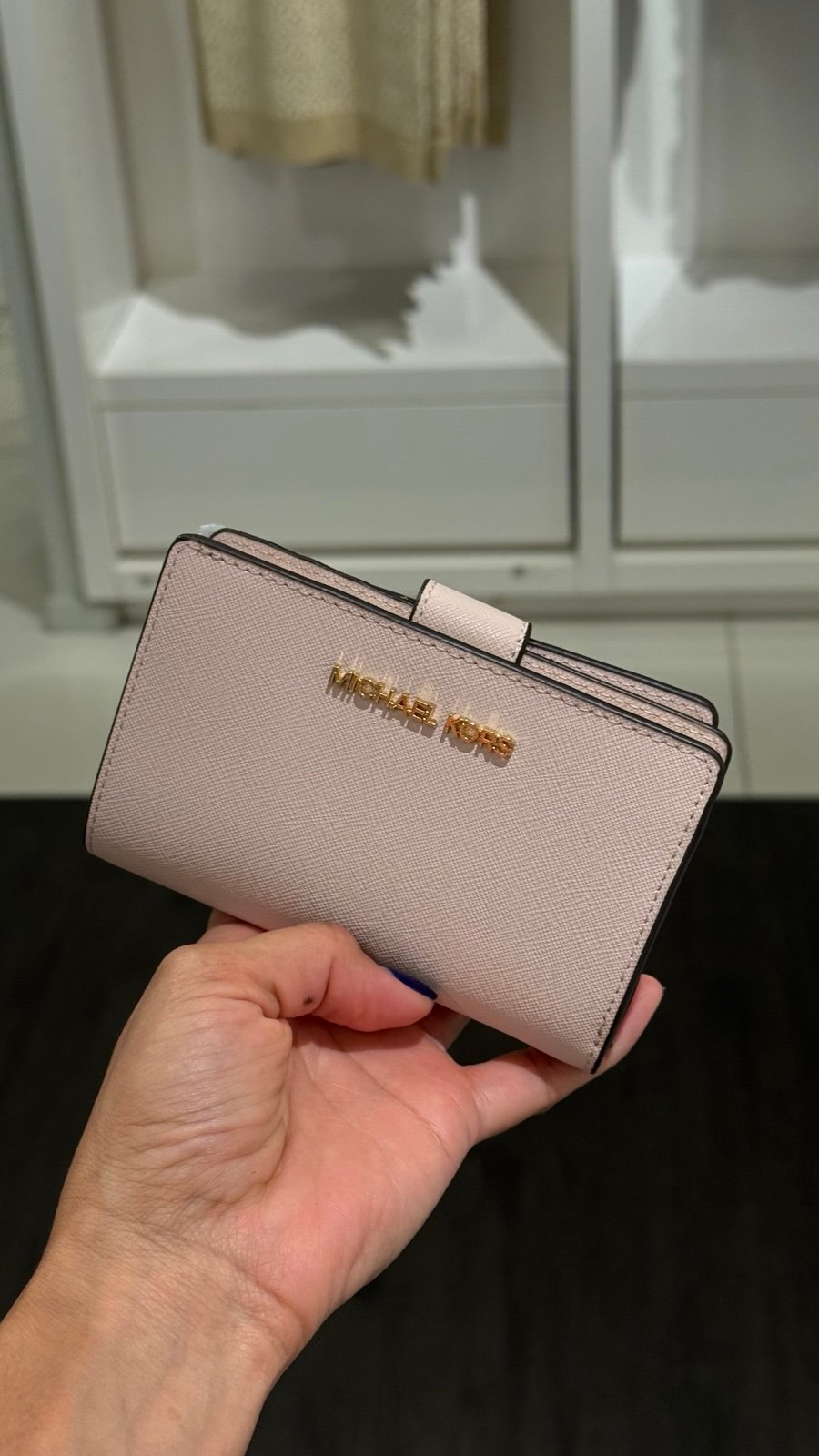 Michael Kors Jet Set Travel Bifold Zip Coin Wallet Pink