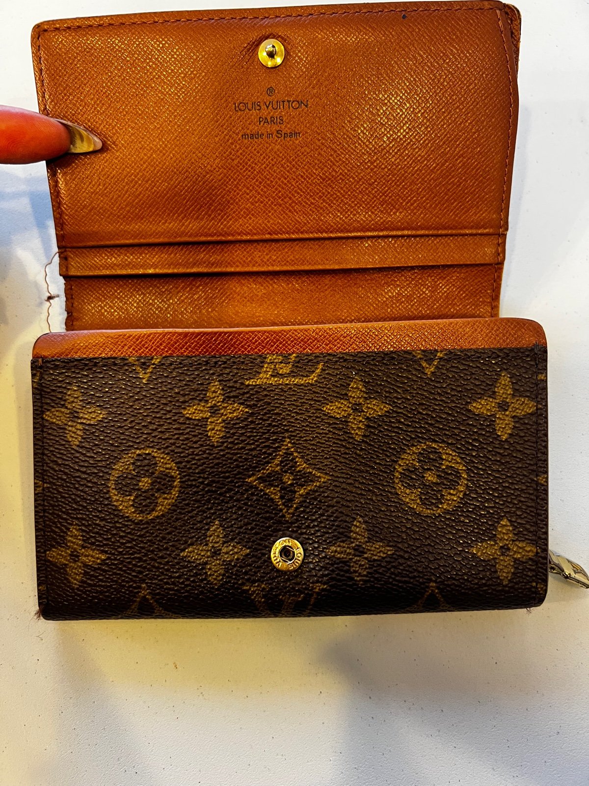 Louis Vuitton Kisslock Wallet