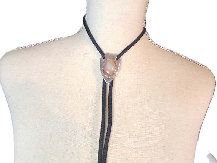 Vintage Bolo Tie Silver Tone Native American Indian Arrow Head Men's Accessories
