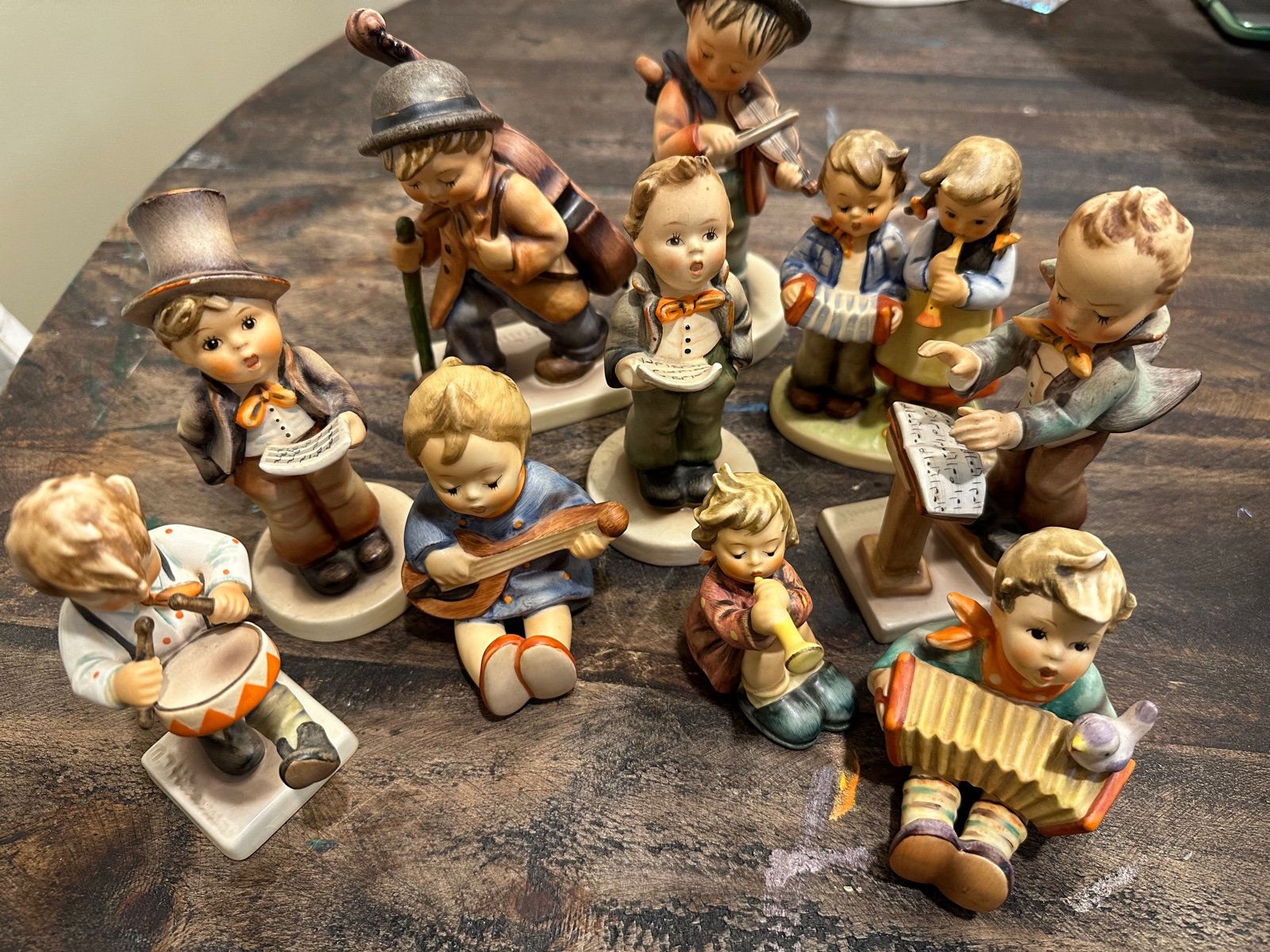 hummel figurine