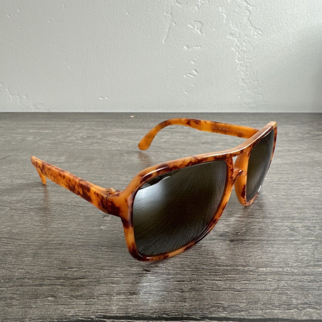 B&L RAY-BAN SUNGLASSES ALLWEATHER AMBERMATIC TRADITIONAL VAGABOND “Frames Only”