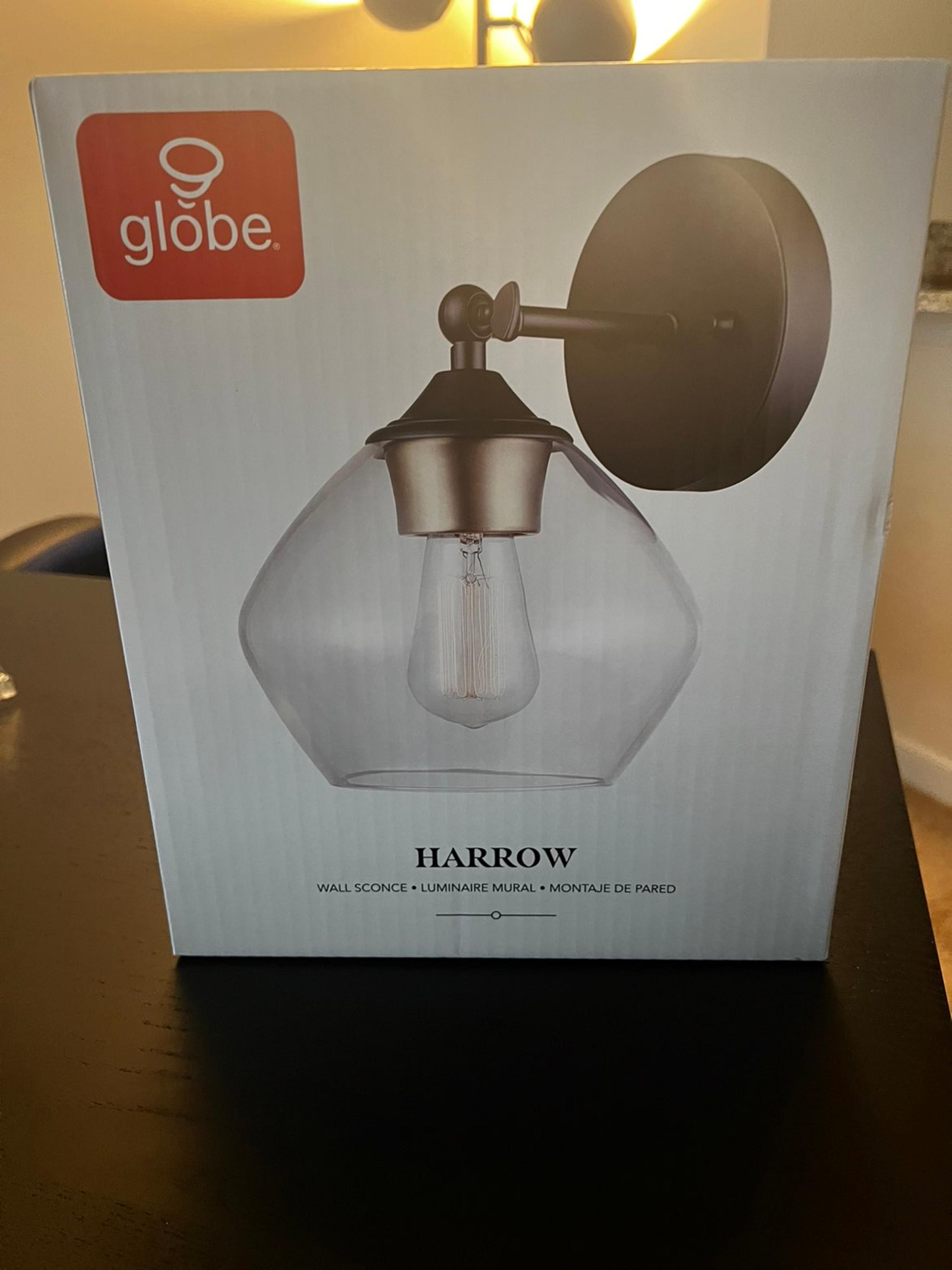 Globe Electric Harrow Light Wall Sconce Matte black (2)