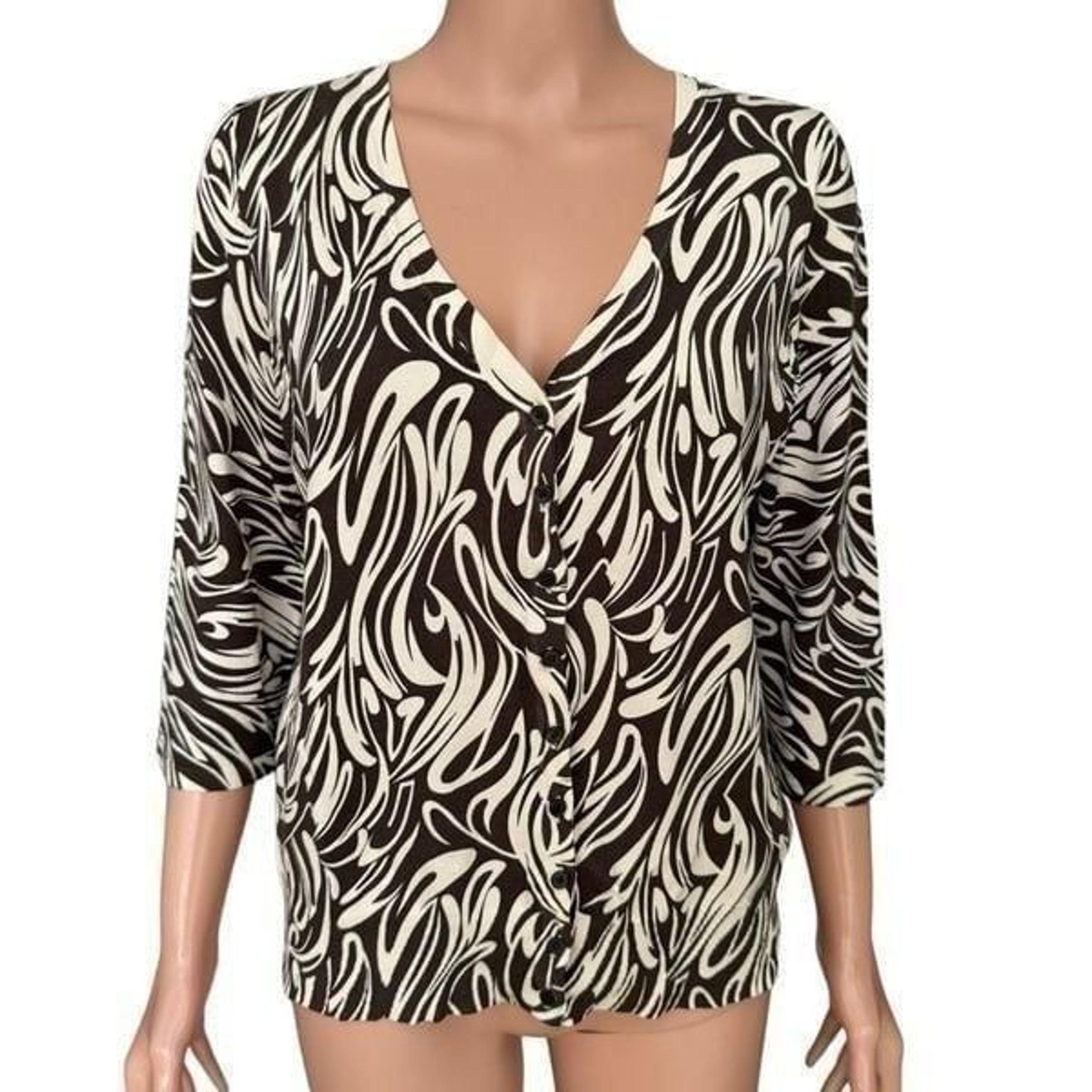 Josephine Chaus Silk Blend V-Neck Button Front Cardigan Sweater Classic Sz M