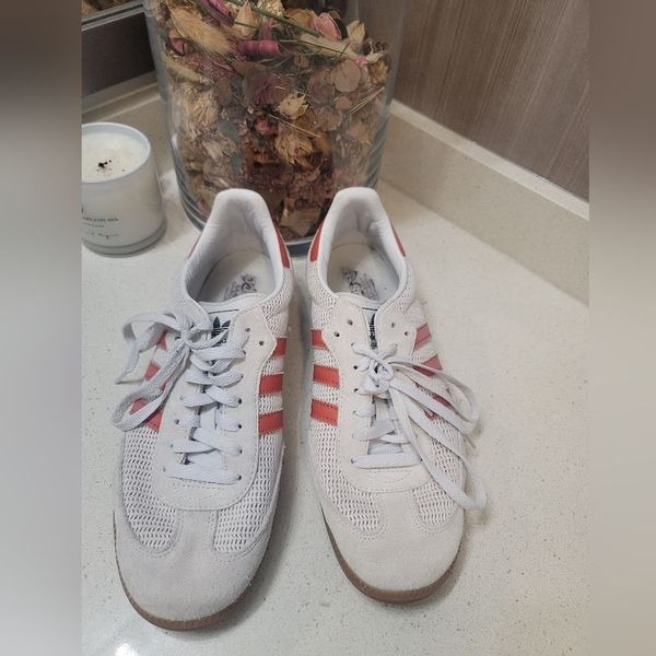 2024 ADIDAS SAMBA - beige suede with salmon reddish stripes Sz 10