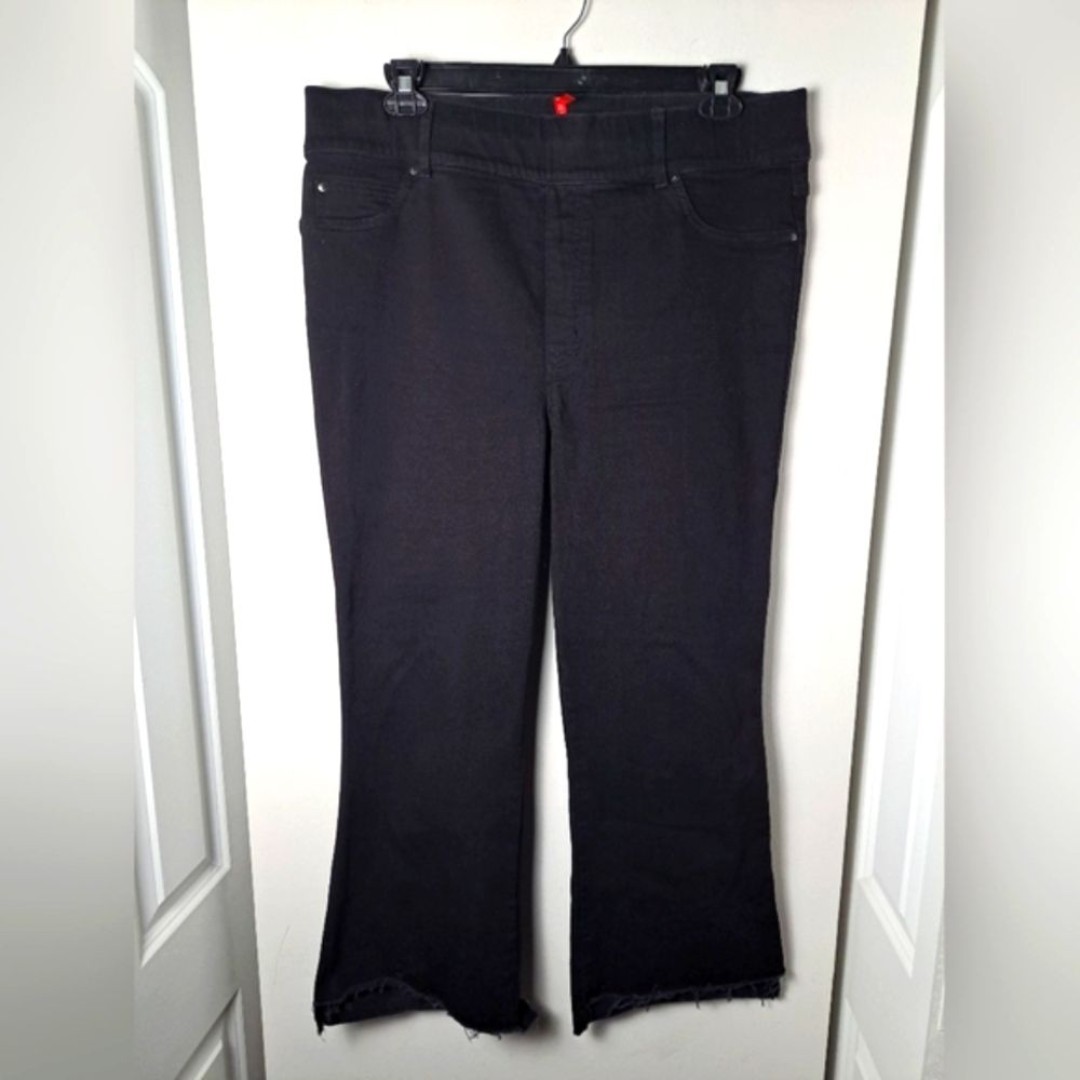 Spanx Black Jeans Wide Flare Leg Hi Waist Pants Asymmetrical Fray Hem Sz 2x