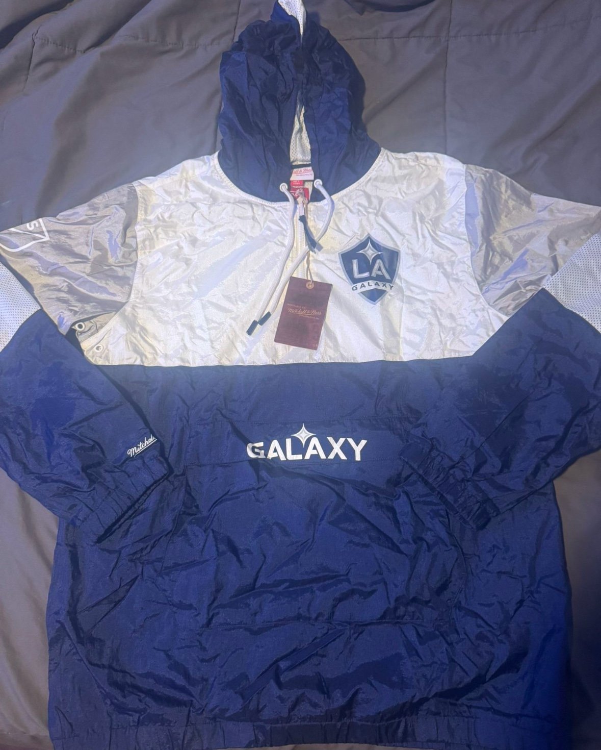 LA Galaxy windbreaker size Large