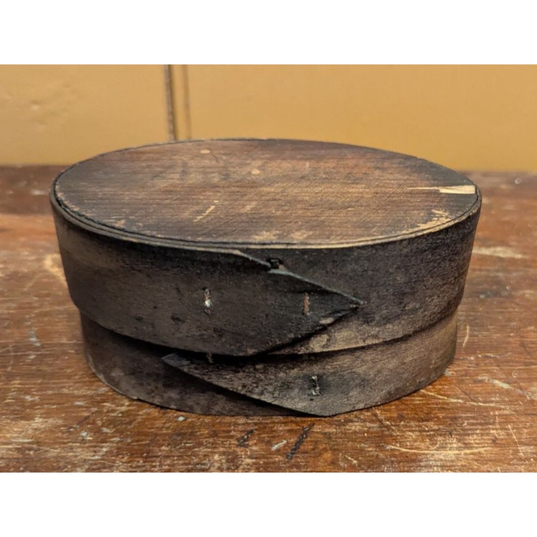 Antique Early 19th C. Small 4.5 Oval Spice / Pantry Box Shaker of NY / Pa Ash