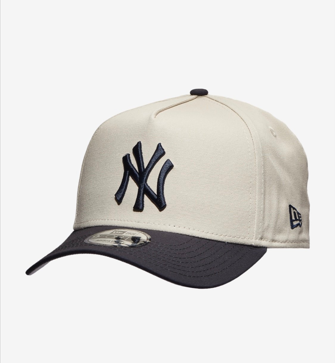 NWT unisex New Era Yankees Cap white navy adjustable NY New York City
