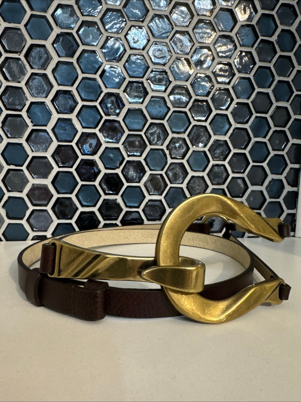 Chico's Brown Leather Skinny Belt Womens S/M Adjustable Gold Tone Hook RN# 79984
