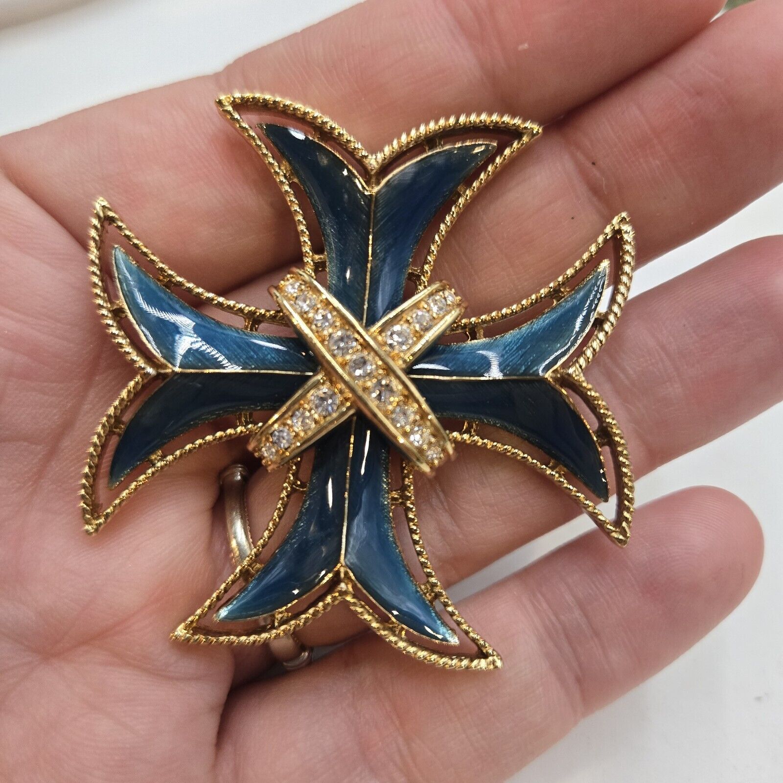 Vintage Monet Regal Gold Tone Teal Blue Enamel Maltese Cross Brooch Signed
