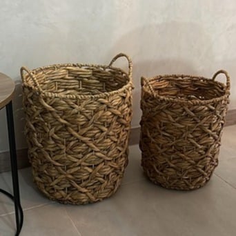Set of 2 Round Decorative Wicker Baskets with Handles for Storage,