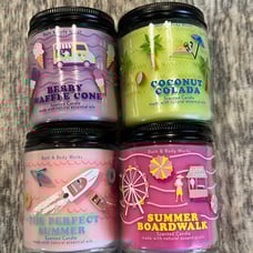 Bath and Body Works candles Lot