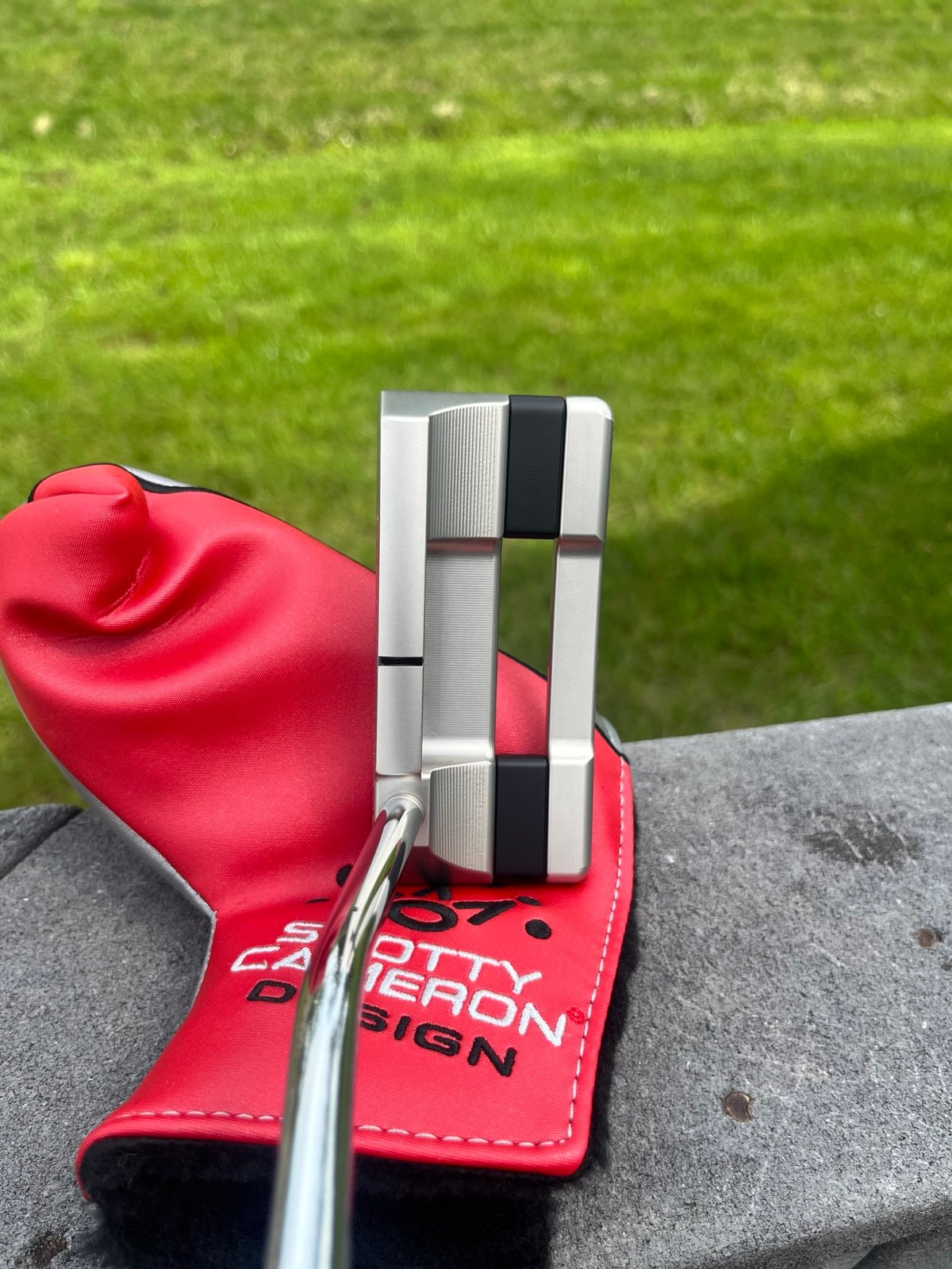 Scotty Cameron 2025 Studio Style Squareback Putter 35”