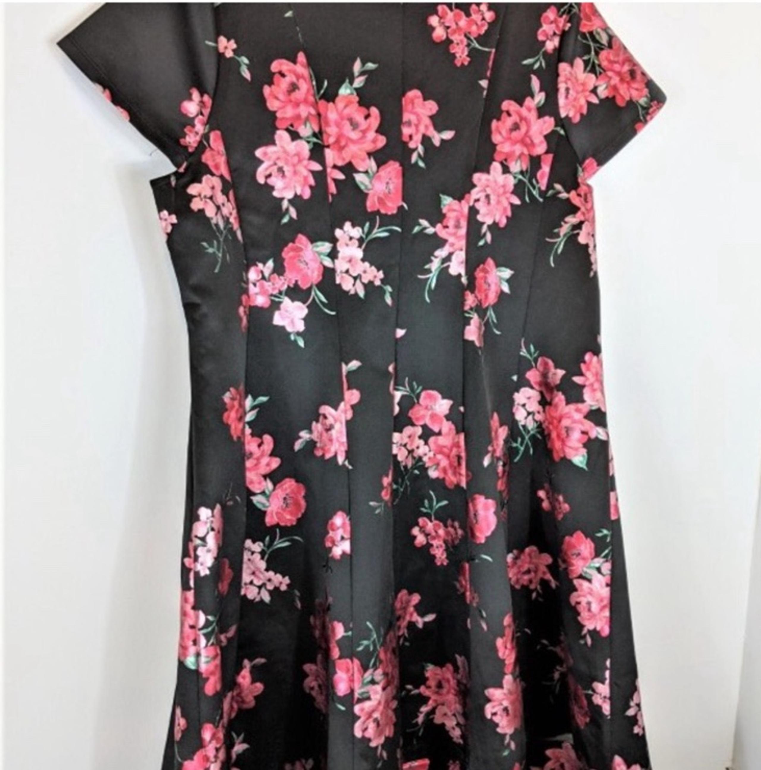 NWT Lane Bryant Satin Dress 22