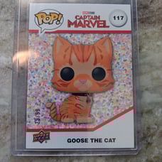 Funko Pop Goose The Cat Confetti bomb 25/99 Marvel studios captain marvel card