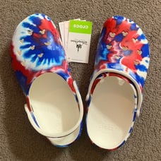 Disney Parks Crocs M6, W8 Mickey Mouse