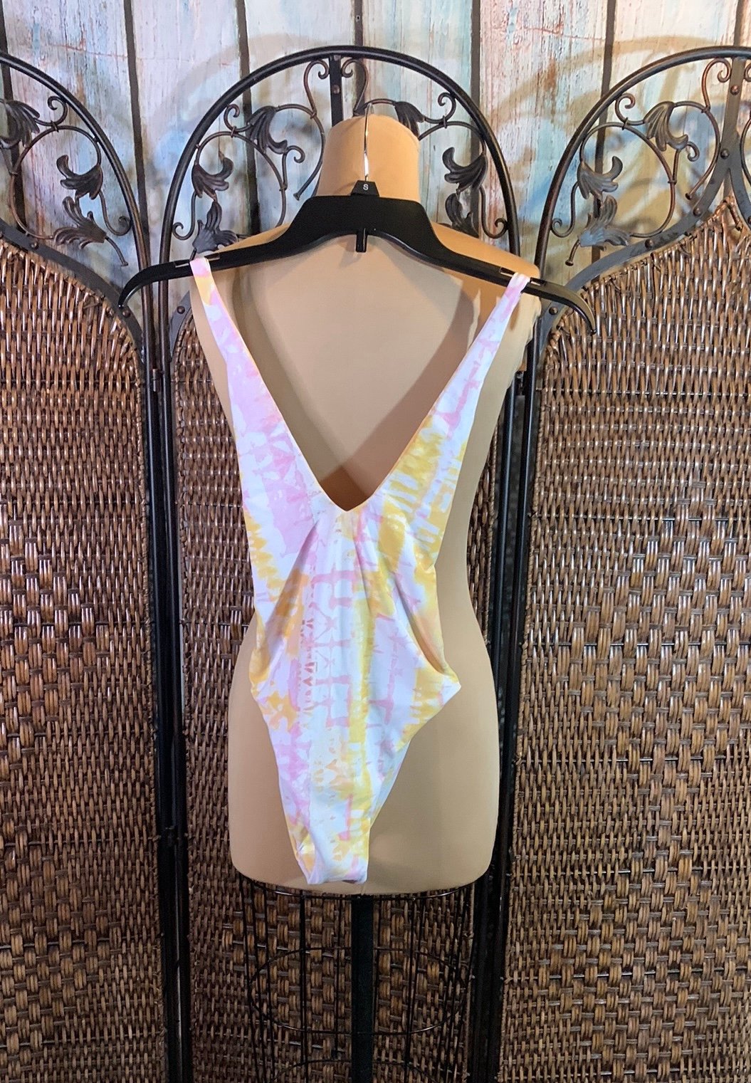 NWT Skatie Crisscross Adjustable Strap Swim Suit Size S. In excellent condition.