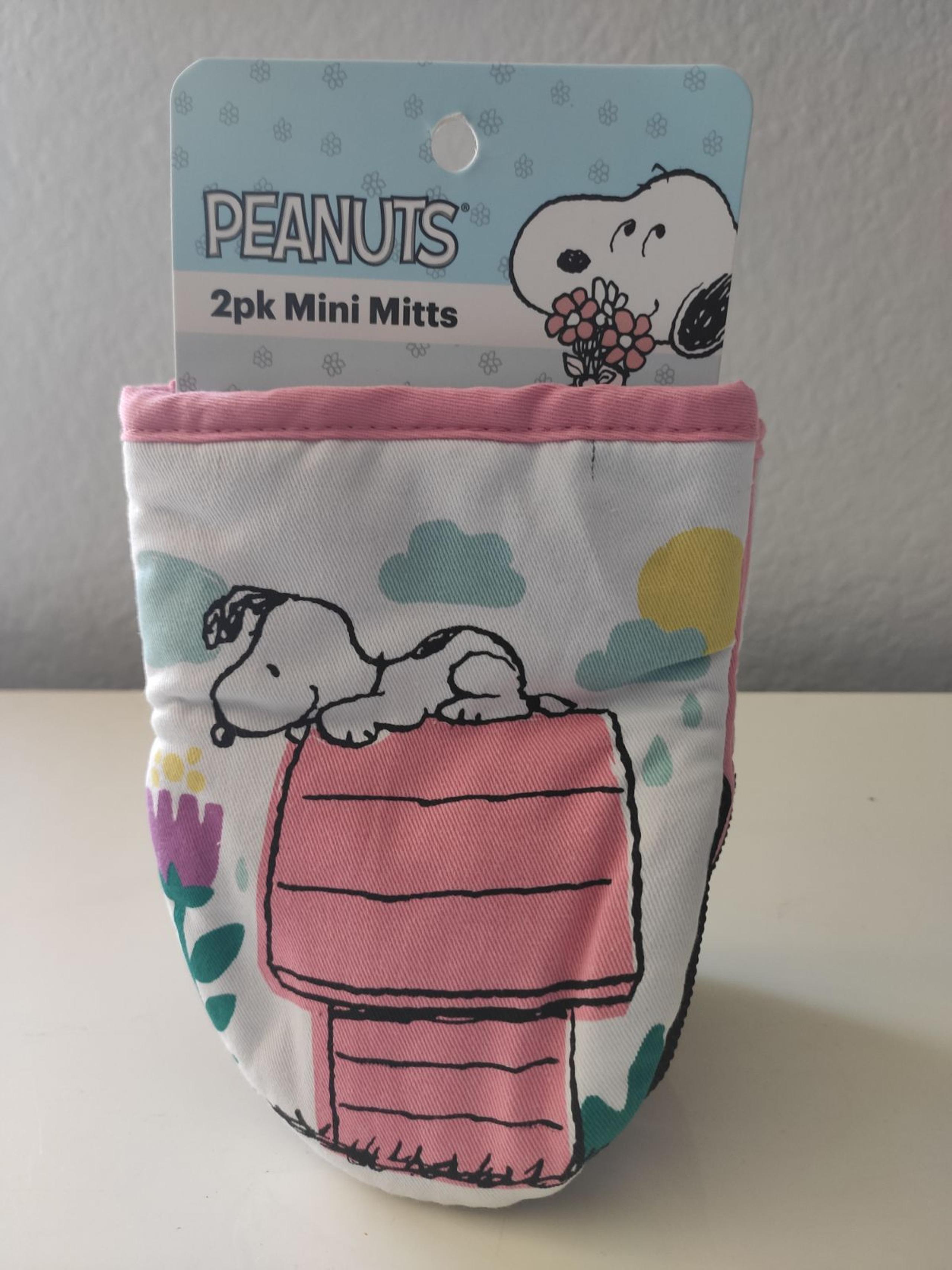 Snoopy Peanuts Cooking Microwave Mini Glove Kitchen Oven Mitts Grill