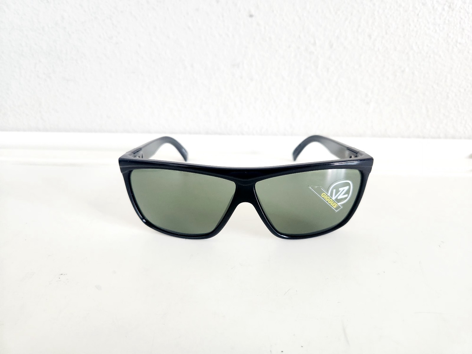 Von Zipper Giggles Womens Sunglasses-Black