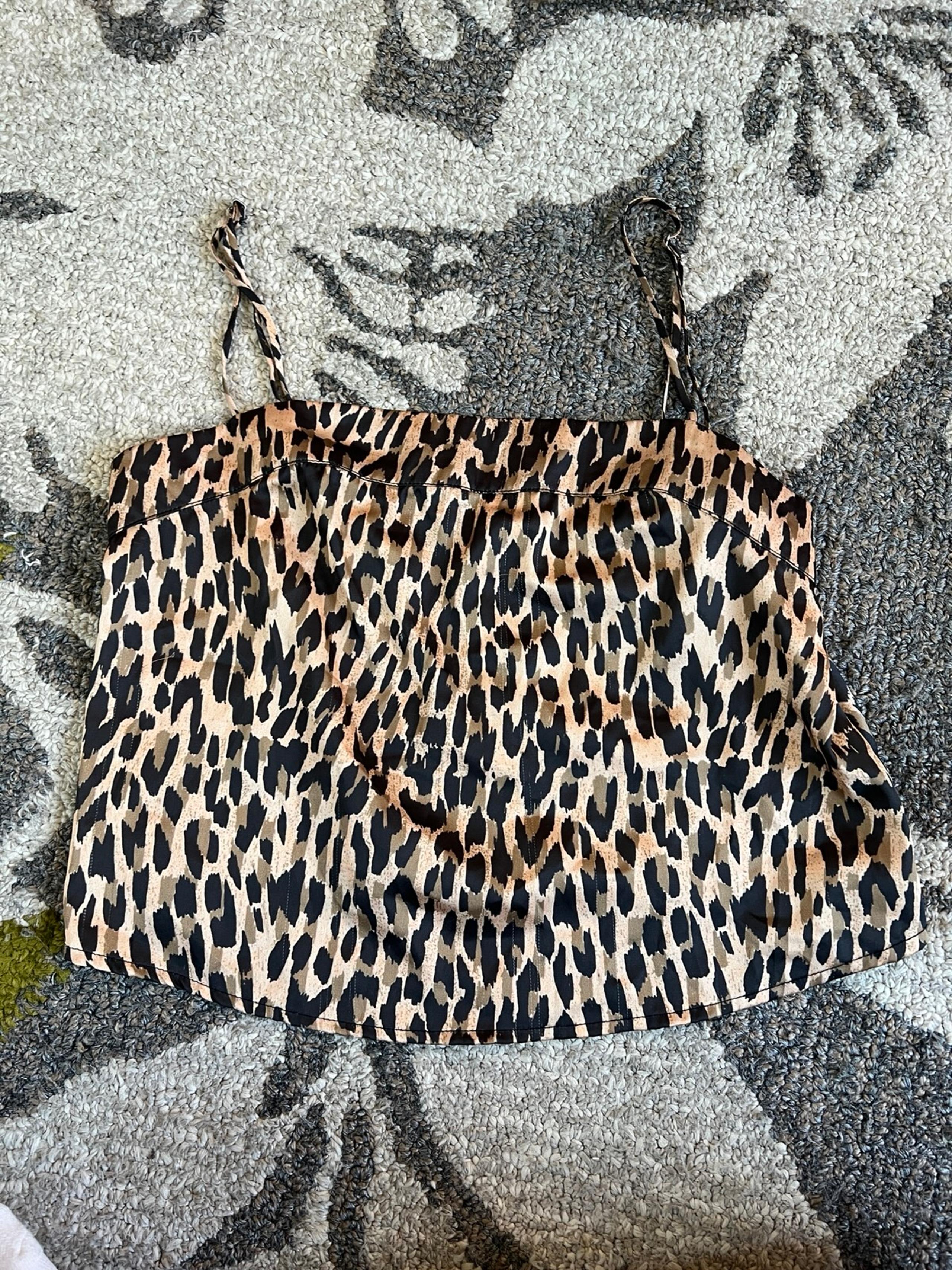 Urban Outfitters Leopard Print Crop Cami Tank Top Womens Size XSmall