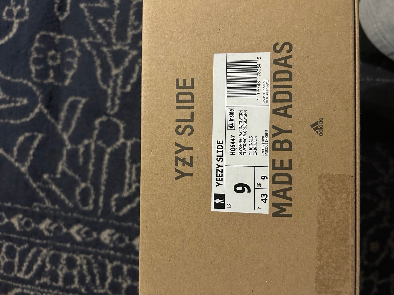 yezzy slides size 9