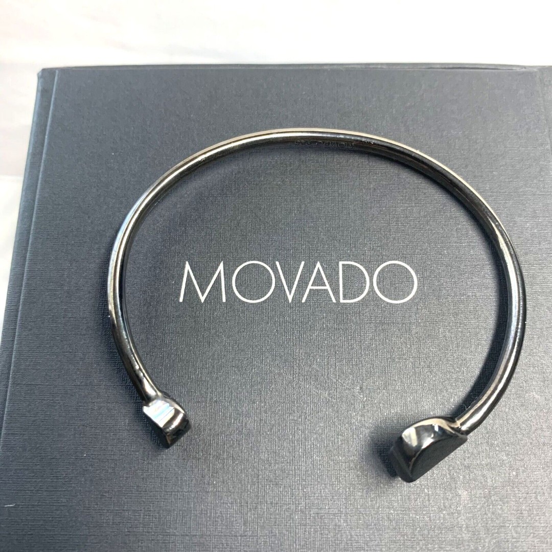 Movado Heart Bracelet Sterling Silver Flexible Heart Motif Signature Texture New