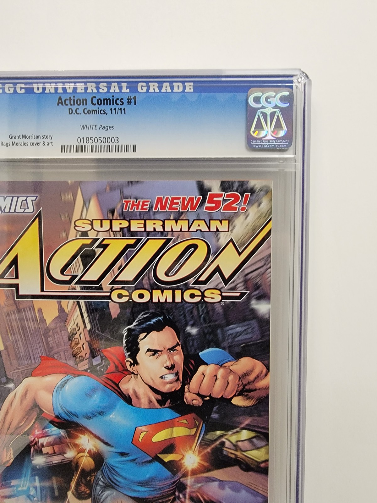 Action Comics #1 CGC 9.8 Superman The New 52 Cover, store DC 2011 Rags Morales. Shippe