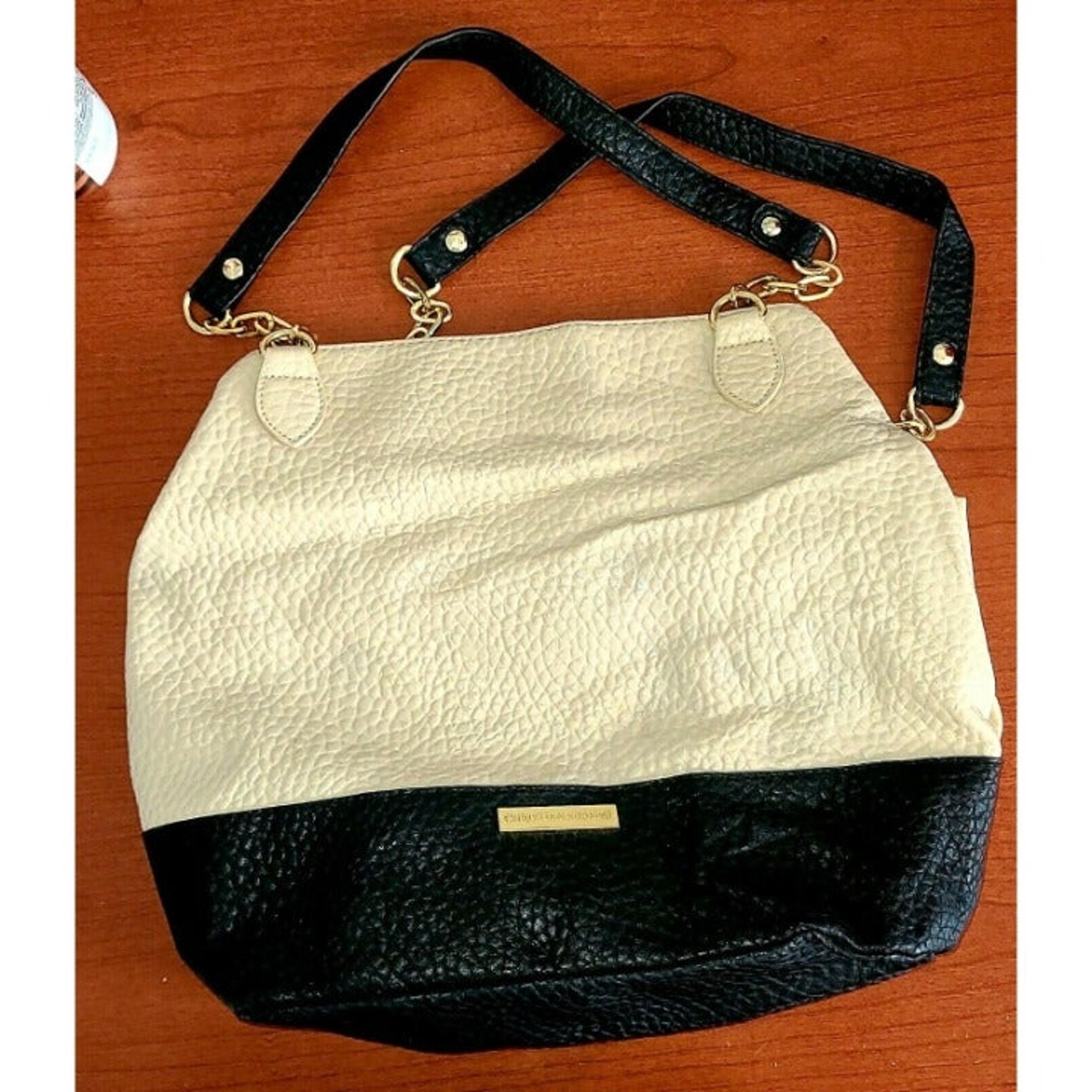 Christian Siriano beige handbag. Quilted. Magnetic closure.