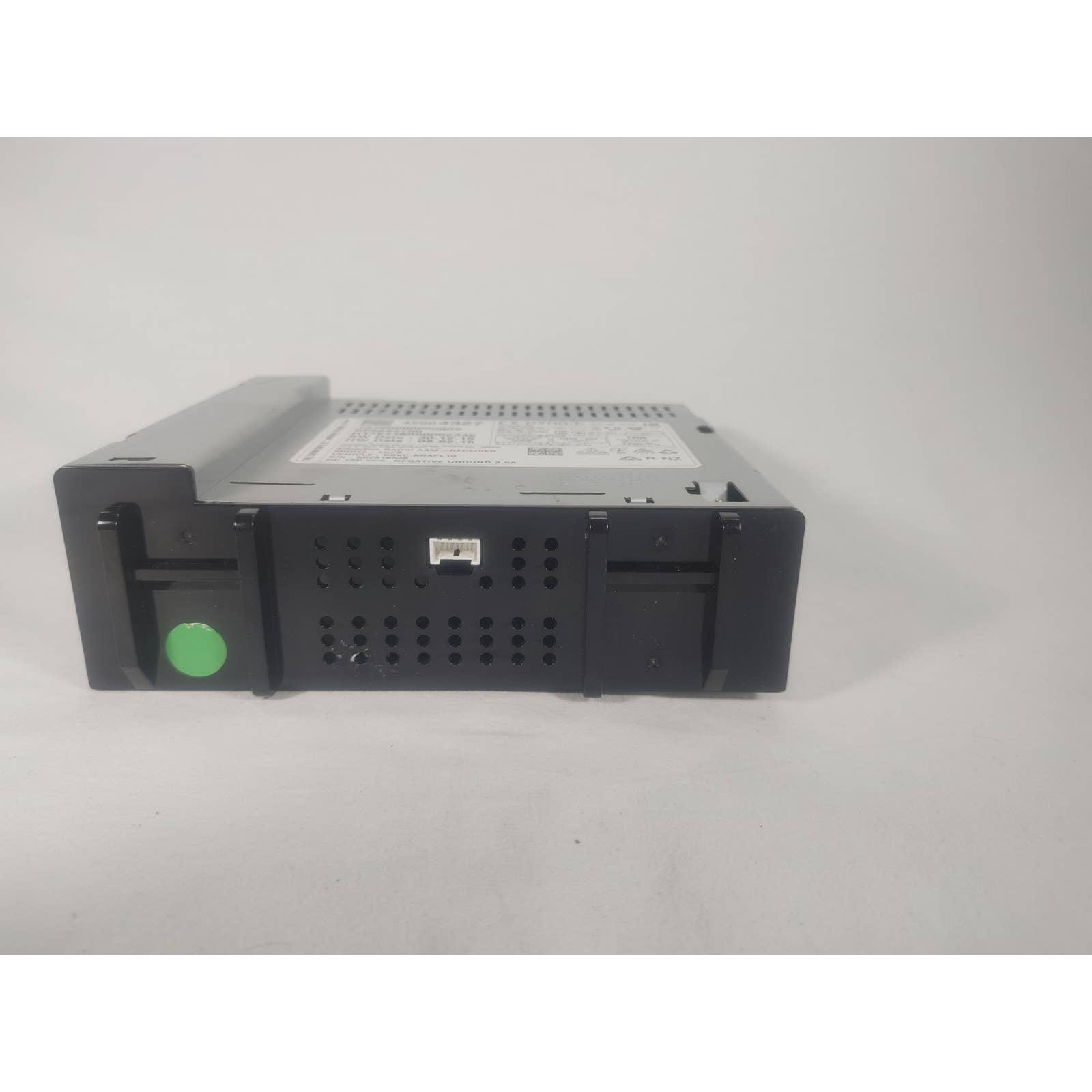 2016 Chevrolet GMC Silverado Sieera Spark 42504327 Radio Receiver module