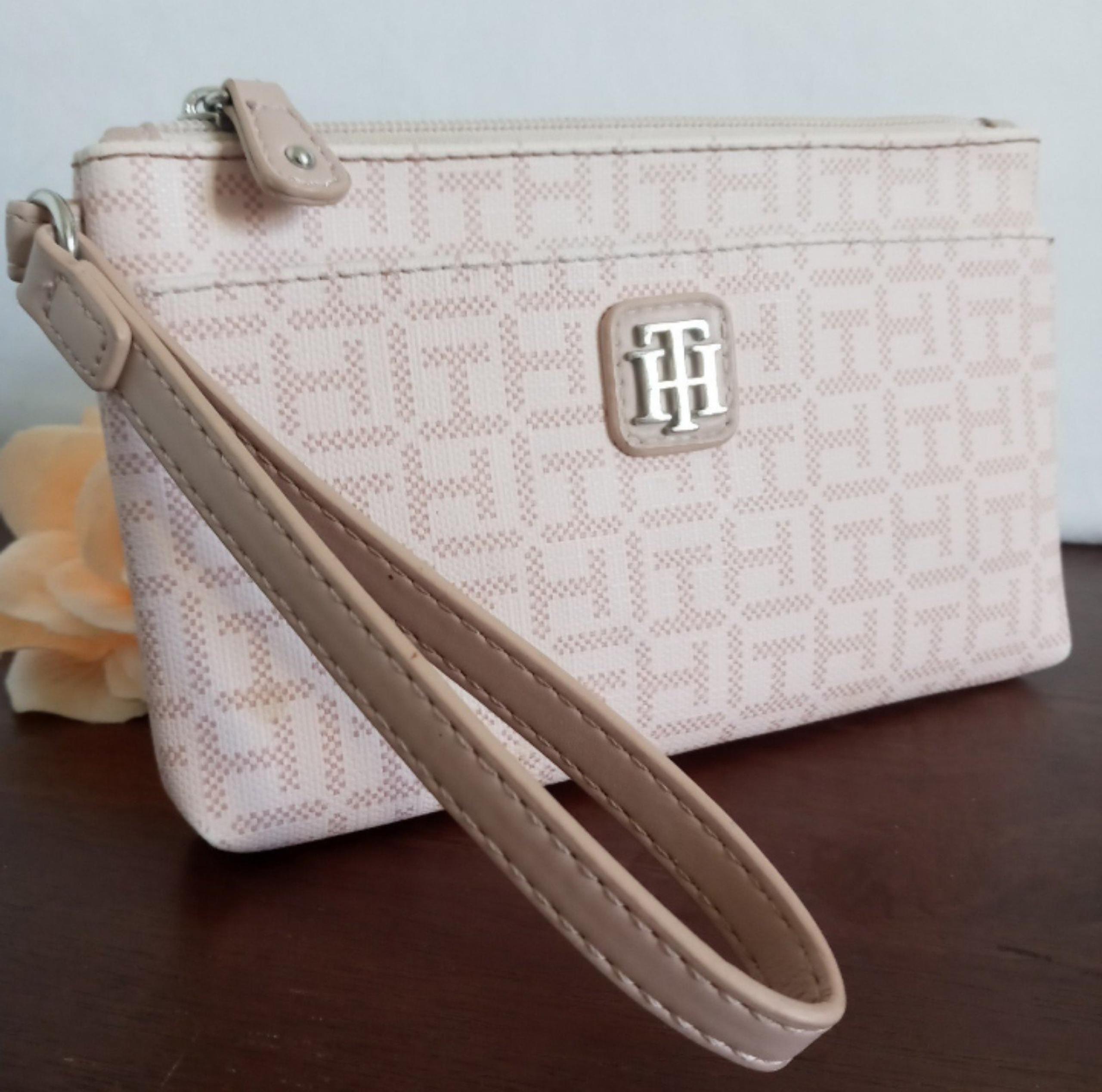 Tommy Hilfiger Womens Logo Printed Wristlet Wallet Clutch Bag Pink Tan