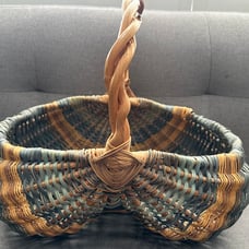 Vtg Handmade Blue Large Buttock Woven Basket With Infinity Knot Vine Handle