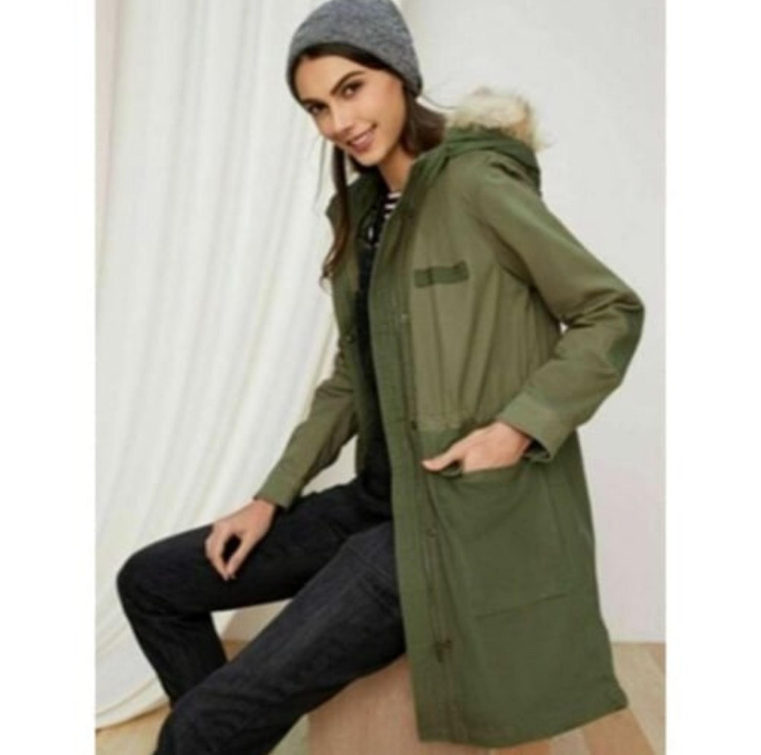 GAP Womens Dark Olive Green Faux Fur Hooded Parka Jacket Size Medium