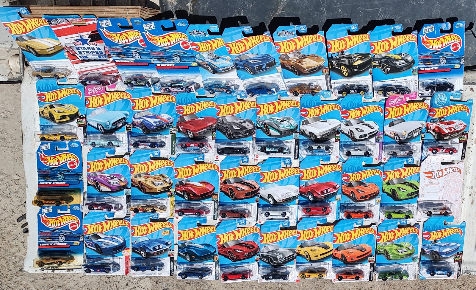 Hot Wheels lot of 40