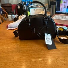 Black purse, beautiful purse