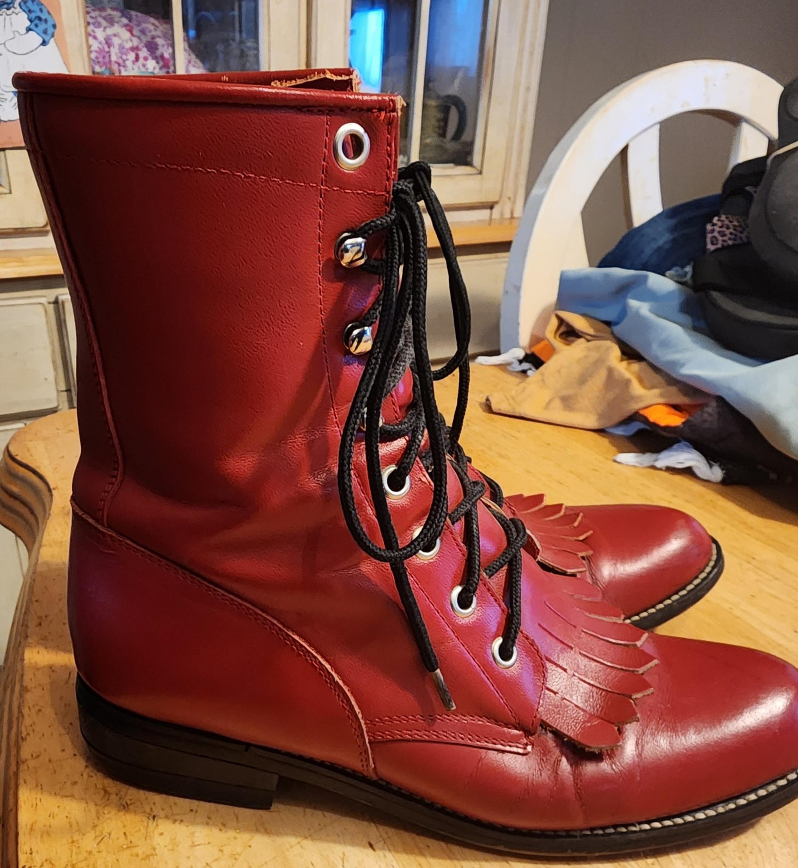 Vintage justin lace ups boots RED VGUC size 6B