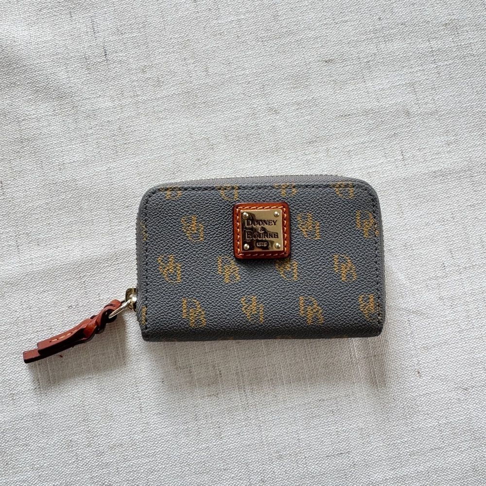 DOONEY & BOURKE Gretta Small Zip Around Wallet .