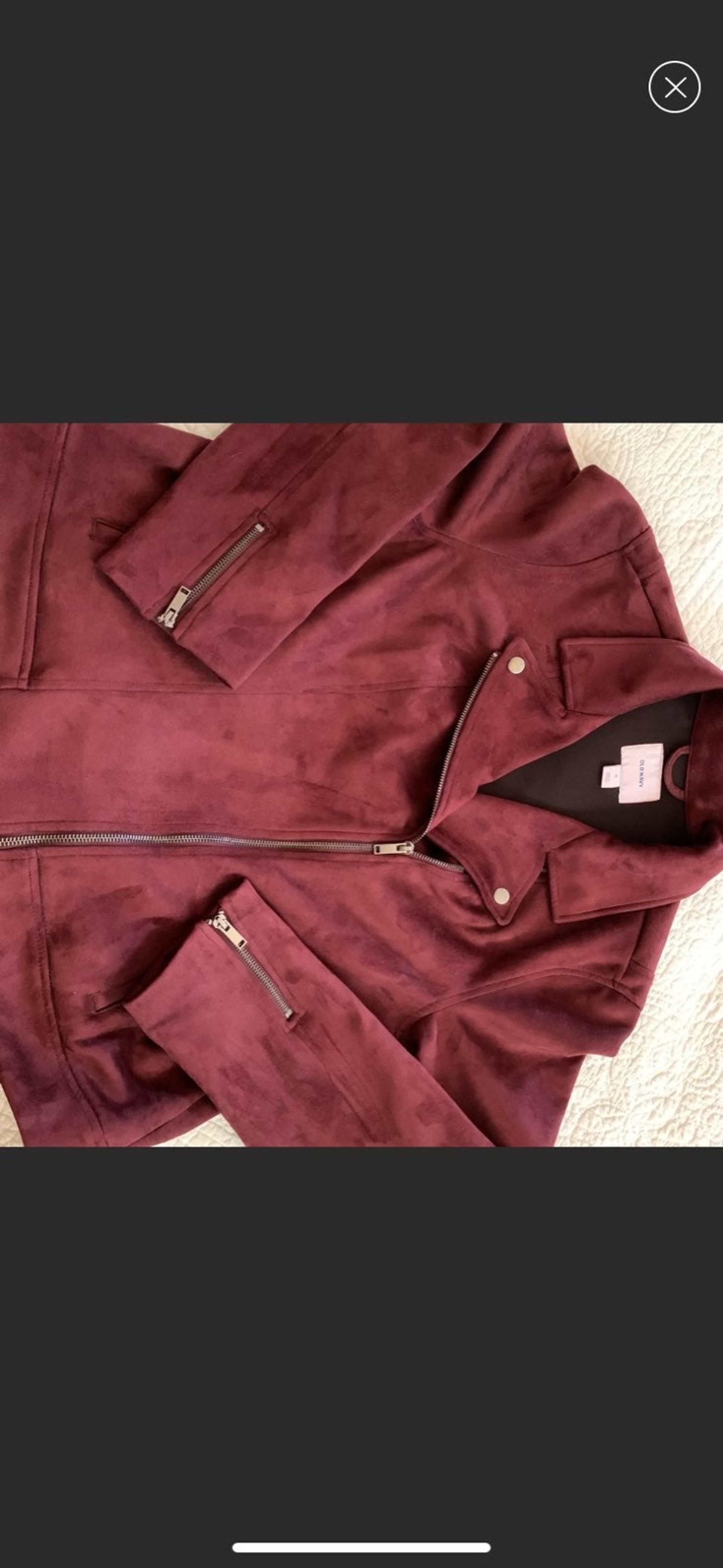 Maroon blazer coat