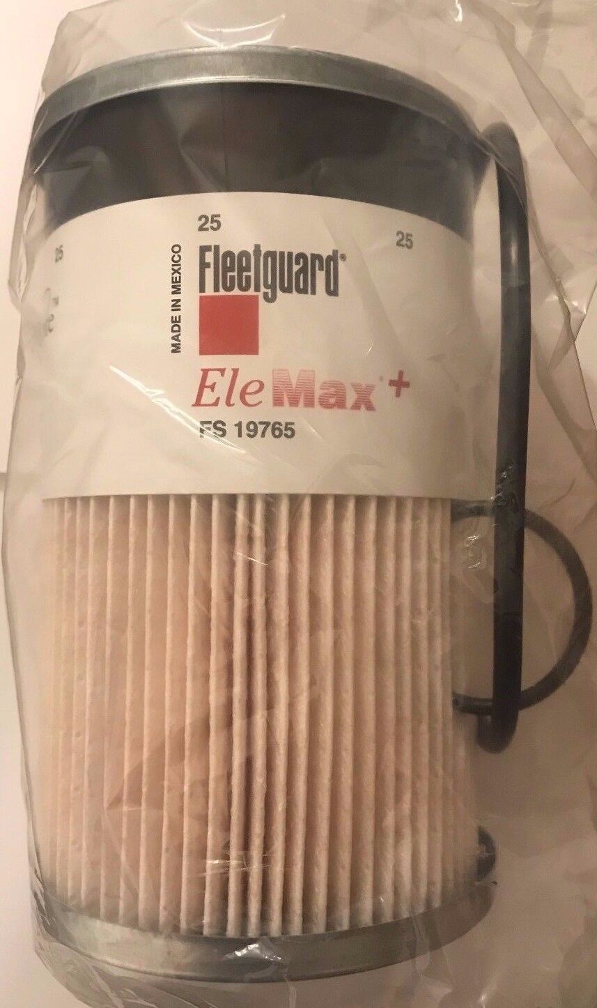 12 Pack New and Genuine Fleetguard FS19765 Fuel Water Separator Free Shipping