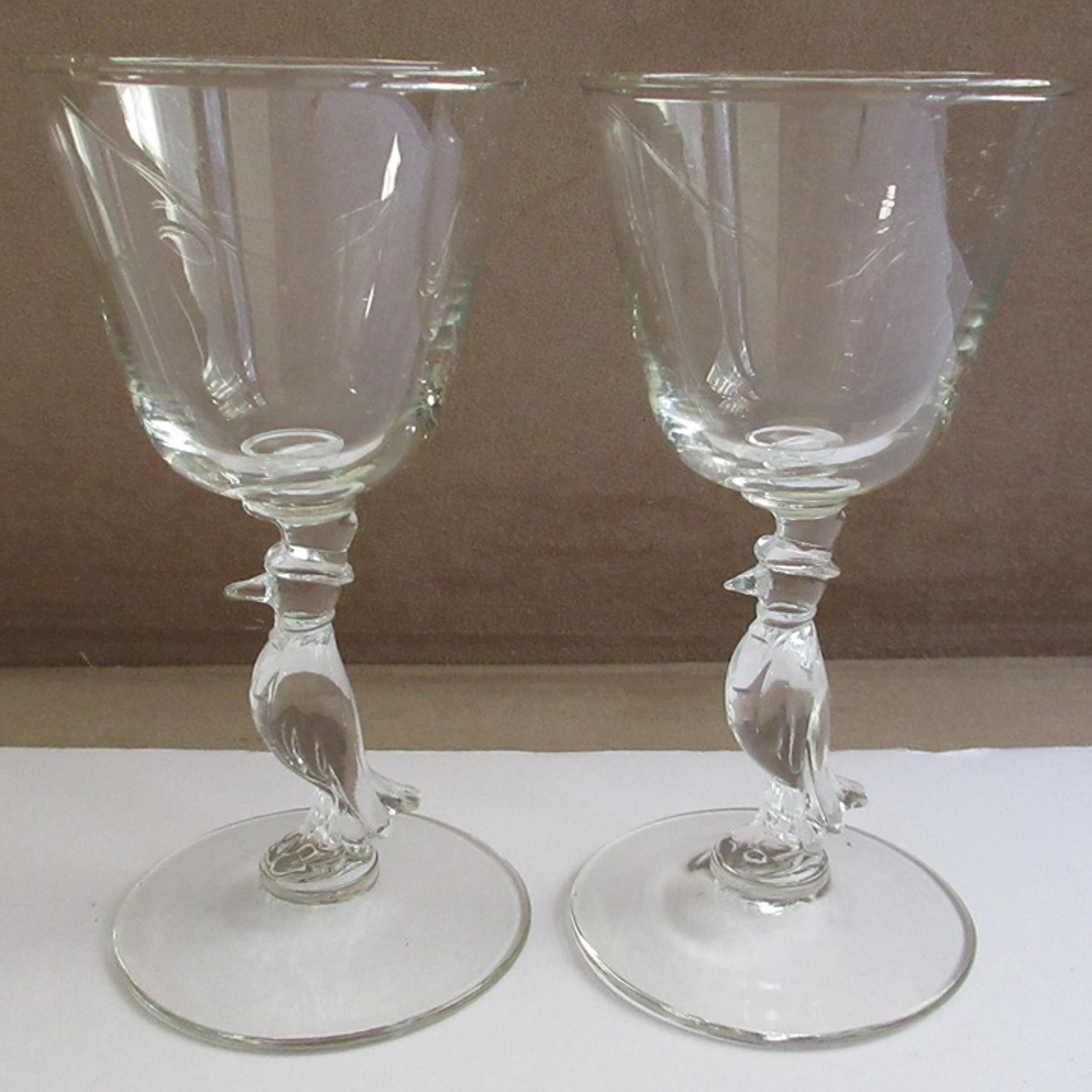 2 LIBBEY MCM Tuxedo OLD CROW in TOP HAT Cordial Cocktail Wine Whiskey Glass Stem