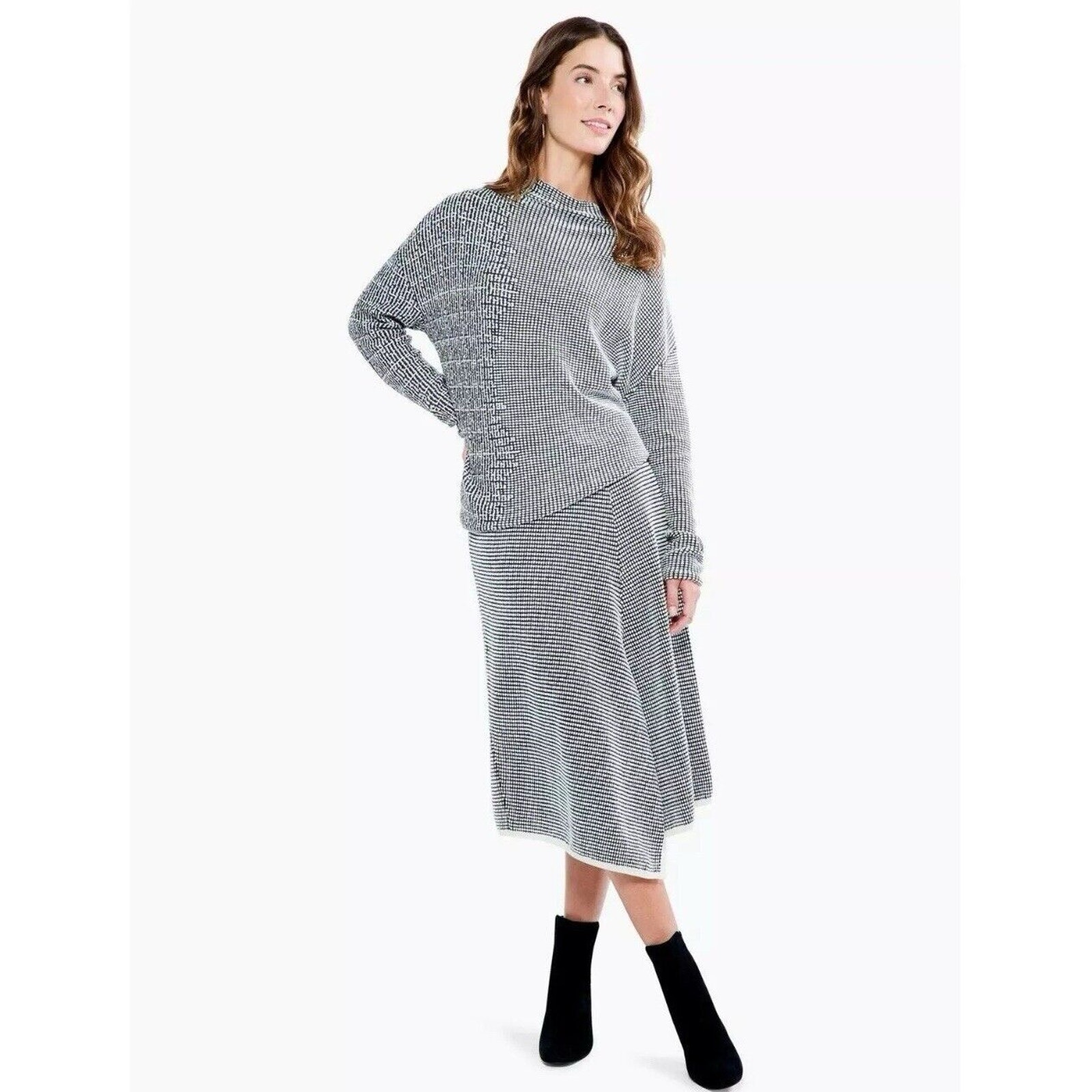 Nic + Zoe Women's Black Multi Textured Knit 2-Piece Sweater/Skirt Set | Size M