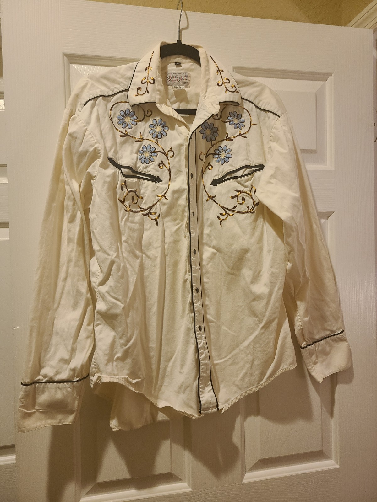 Vintage Rockmount Ranch Wear Western Pearl Snap Ivory Long Sleeve Shirt M.