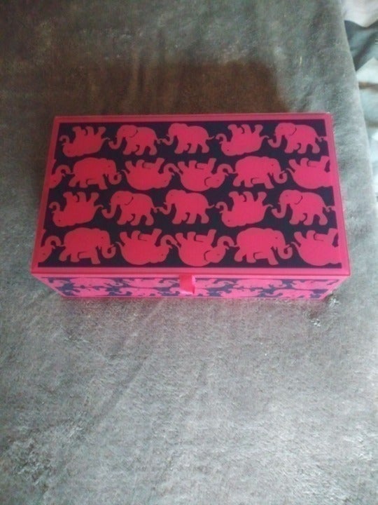 Lilly Pulitzer tusk in sun glass trinket